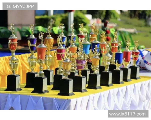 以奖杯为象征的荣耀与奋斗历程：探索体育竞技背后的意义与价值